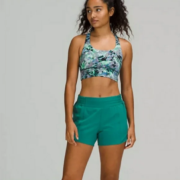 NWOT Lululemon Hotty Hot Shorts 4" Size 4 Tall - Teal Lagoon - Picture 3 of 14
